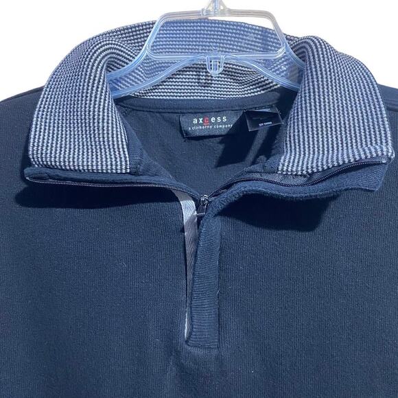 Axcess black quater zip sweater with gray collar - men's XL - Picture 2 of 3